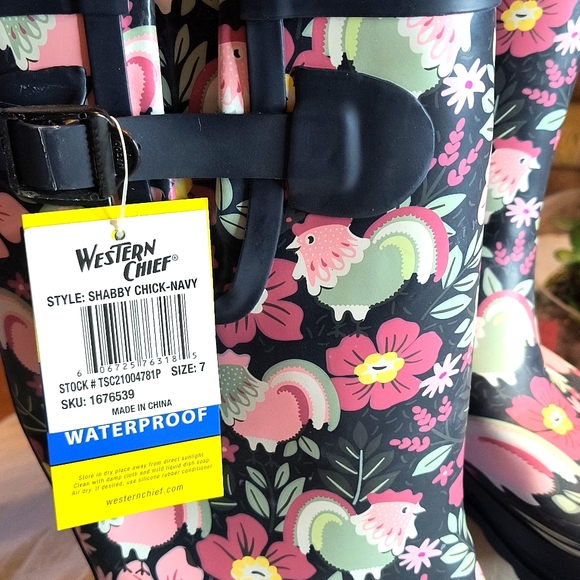 COPY - NWT, Western Chief Rain/Casual Boots (Waterproof) - Picture 2 of 11